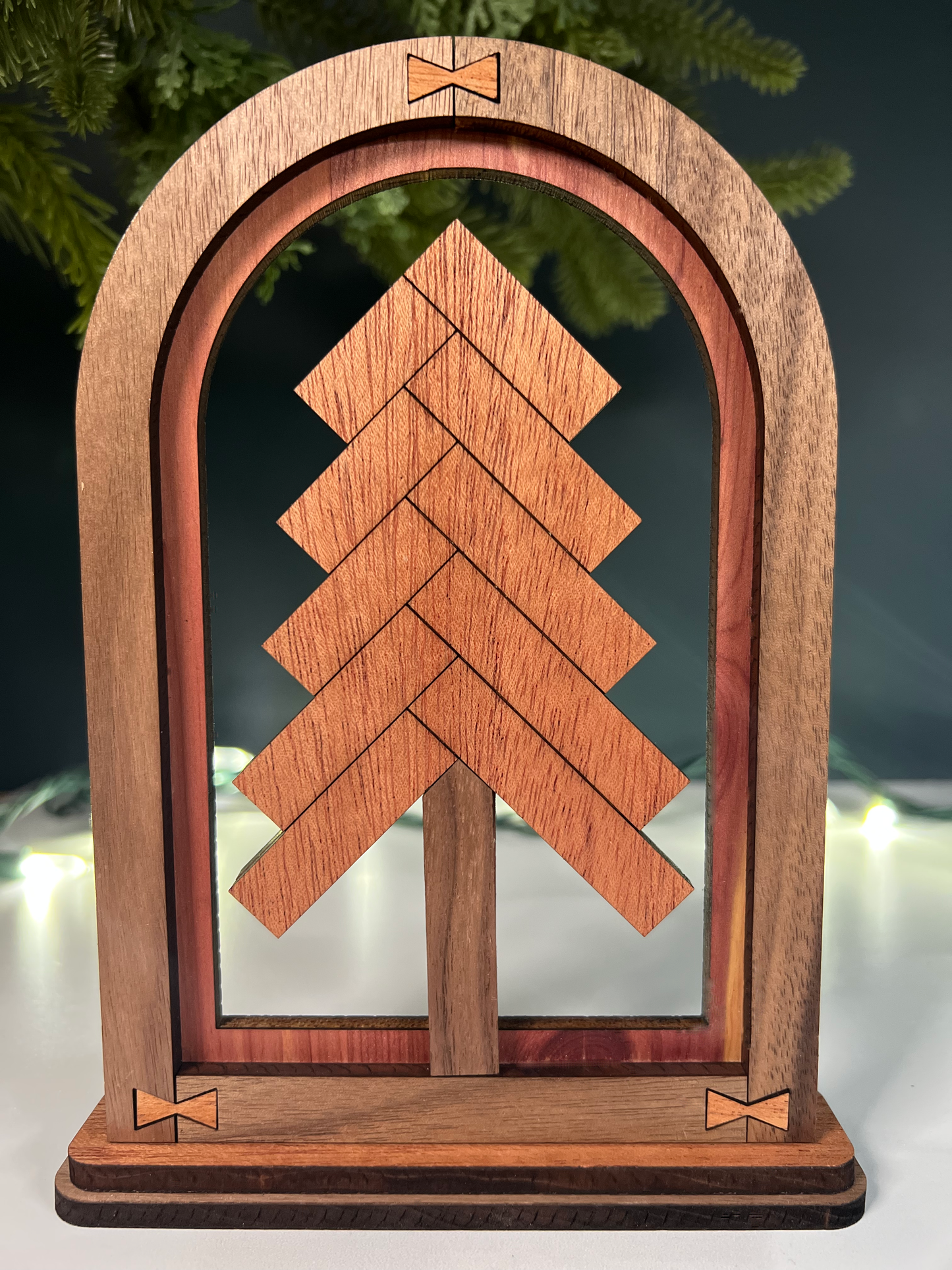 Holiday Arch Mantle Decor