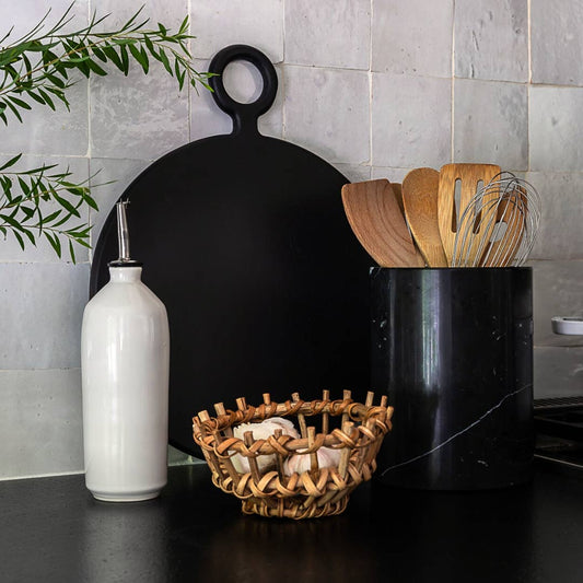 Round Cheese Board with Handle - Black Charcuterie Board