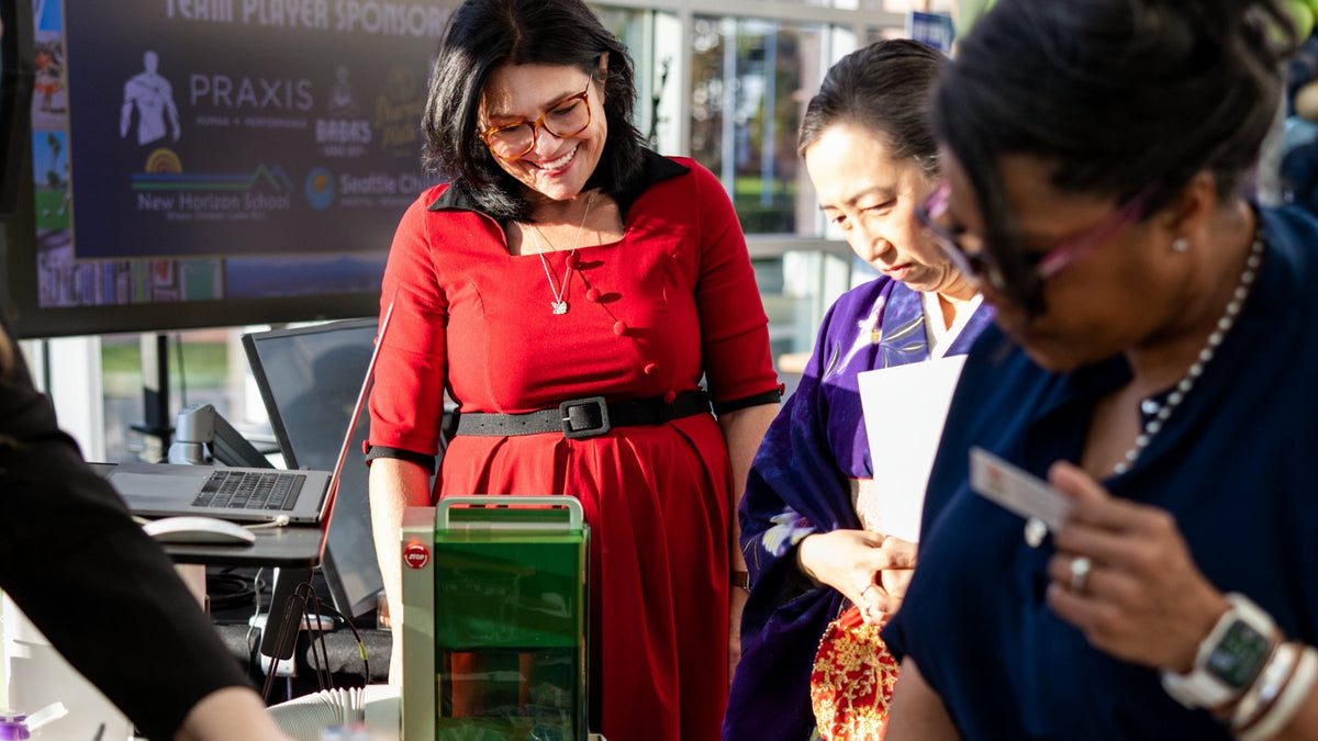 Live On-Site Engraving for Corporate Events in Seattle