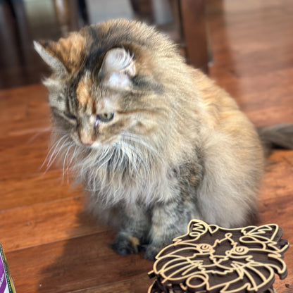 Personalized Cat Breed Ornament - Custom Wood Pet Keepsake