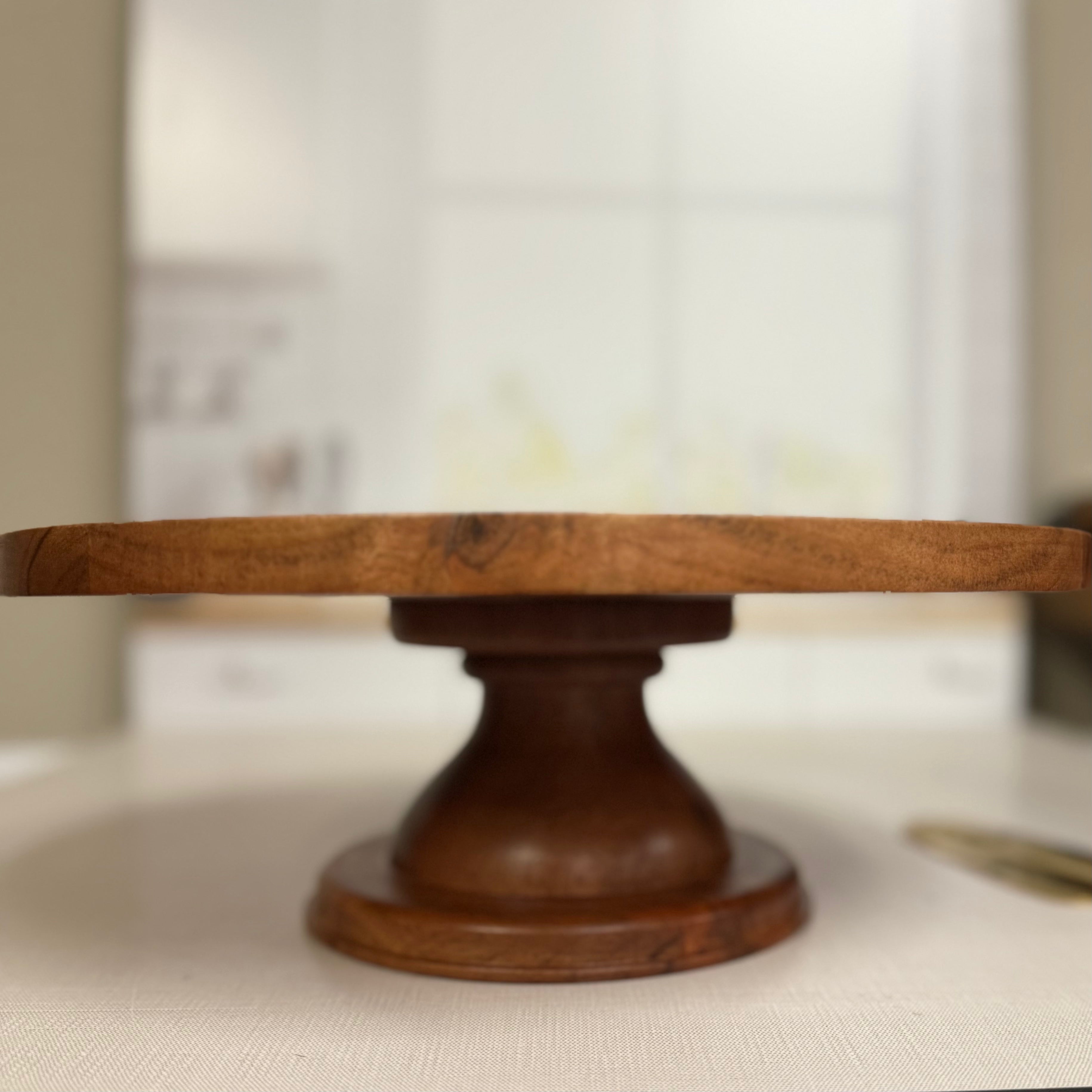 Personalized Wood Cake Stand – Custom Engraved Pedestal Platter