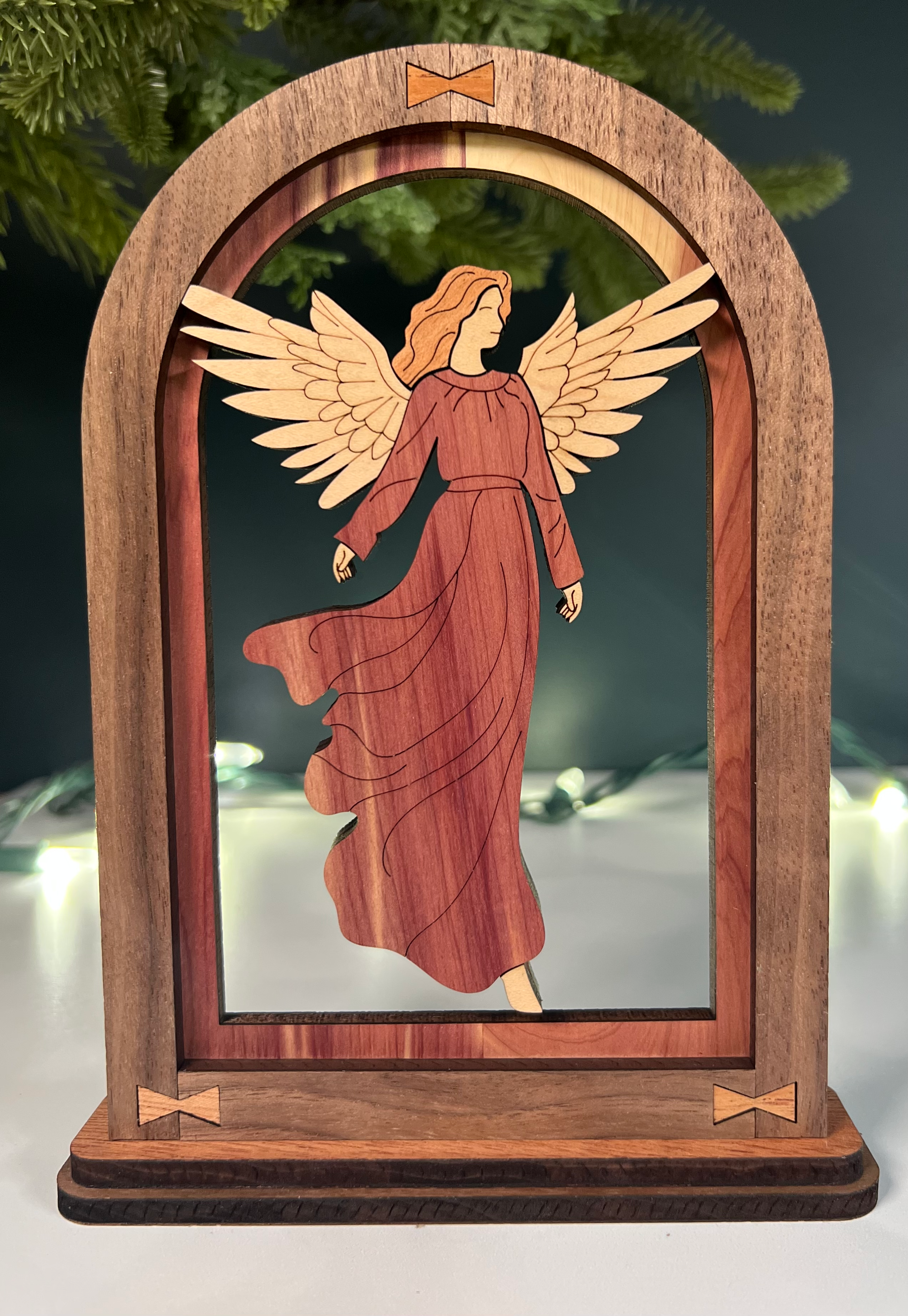 Holiday Arch Mantle Decor