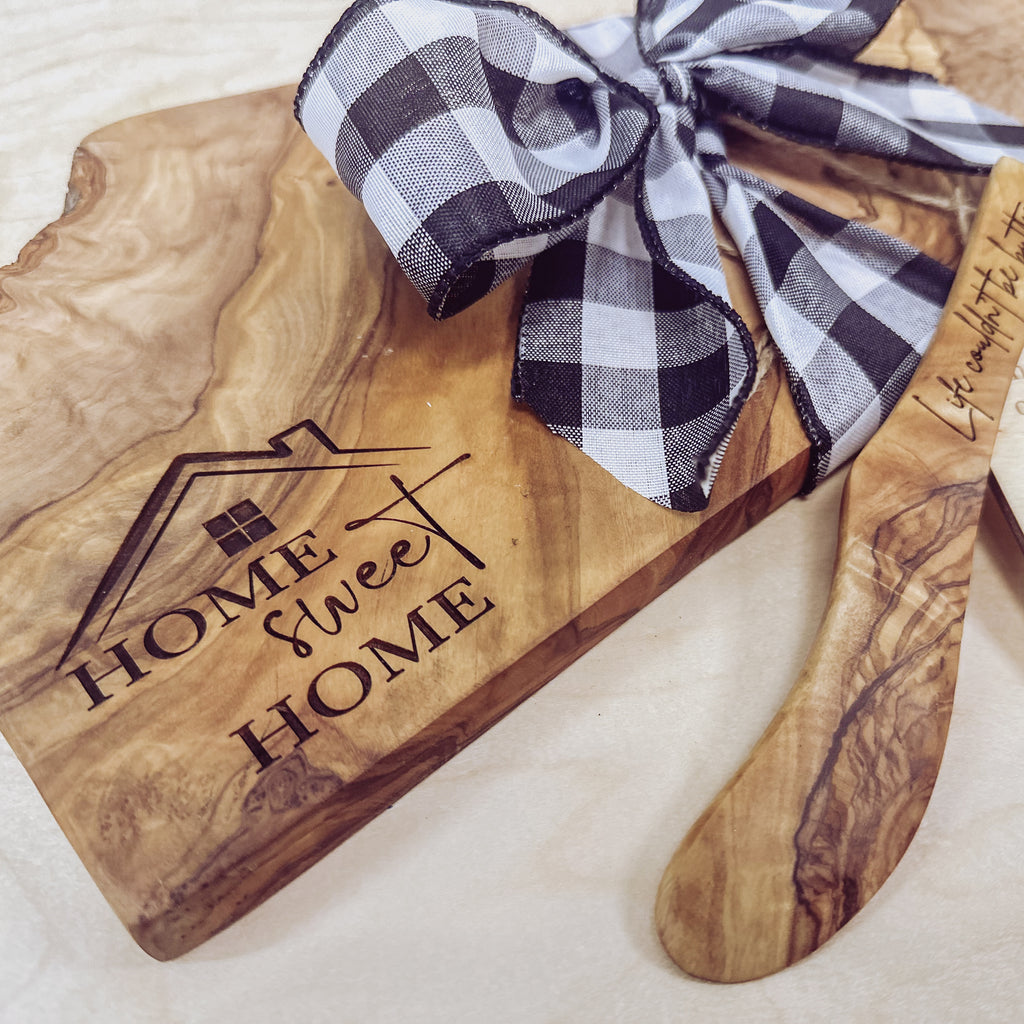 Live Edge Small Olive Wood Board Gift Set