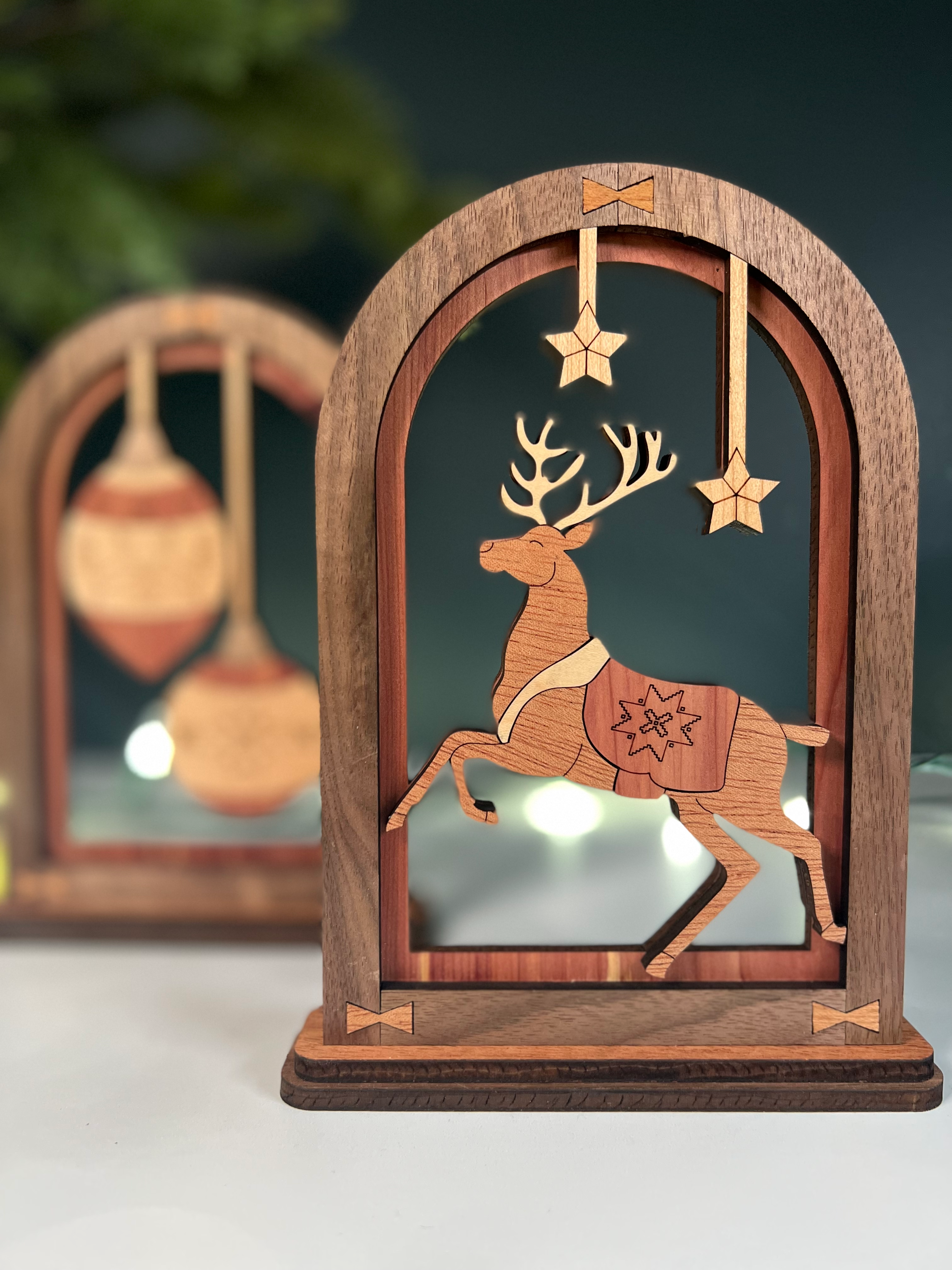 Holiday Arch Mantle Decor