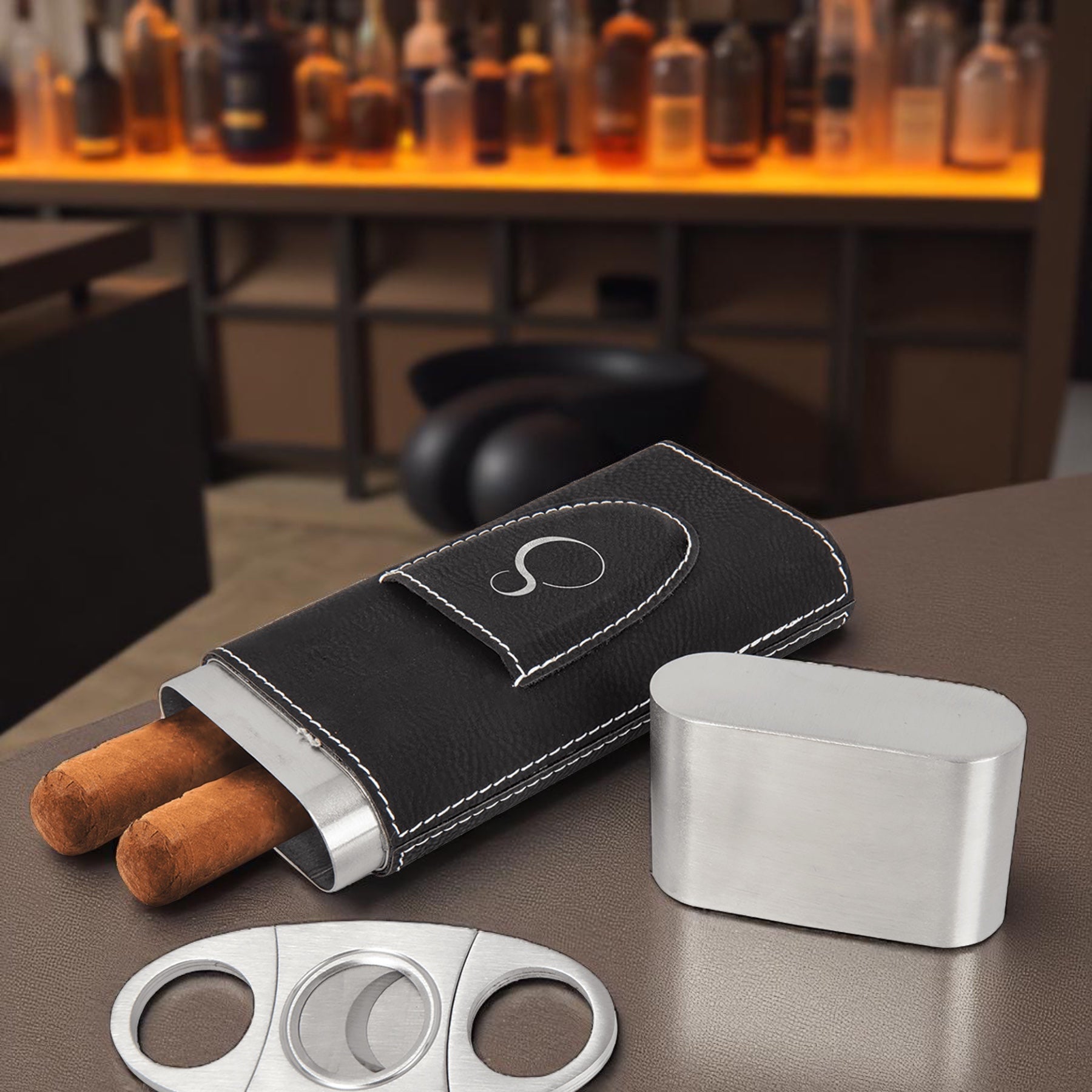 Custom Cigar Case with Cutter – Personalized Leather Gift Set